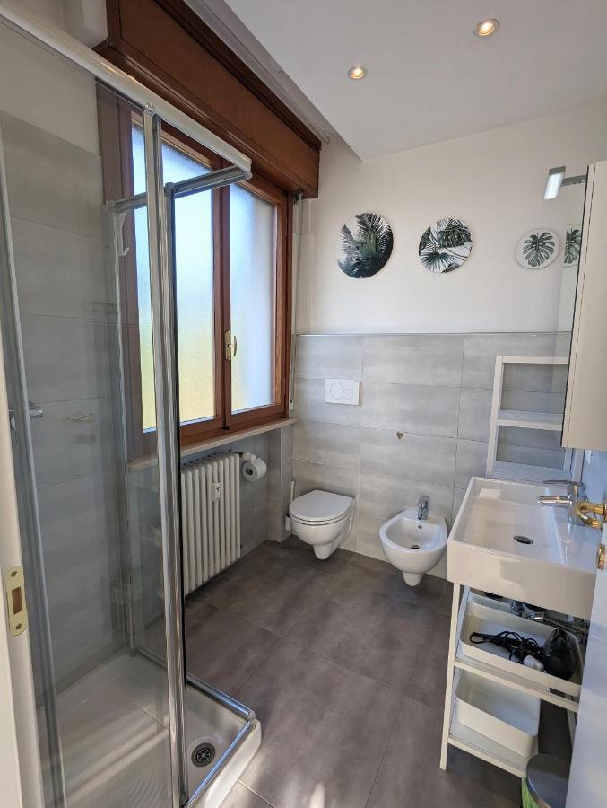 Convenient Family Apt With Private Parking Mestre Exterior foto