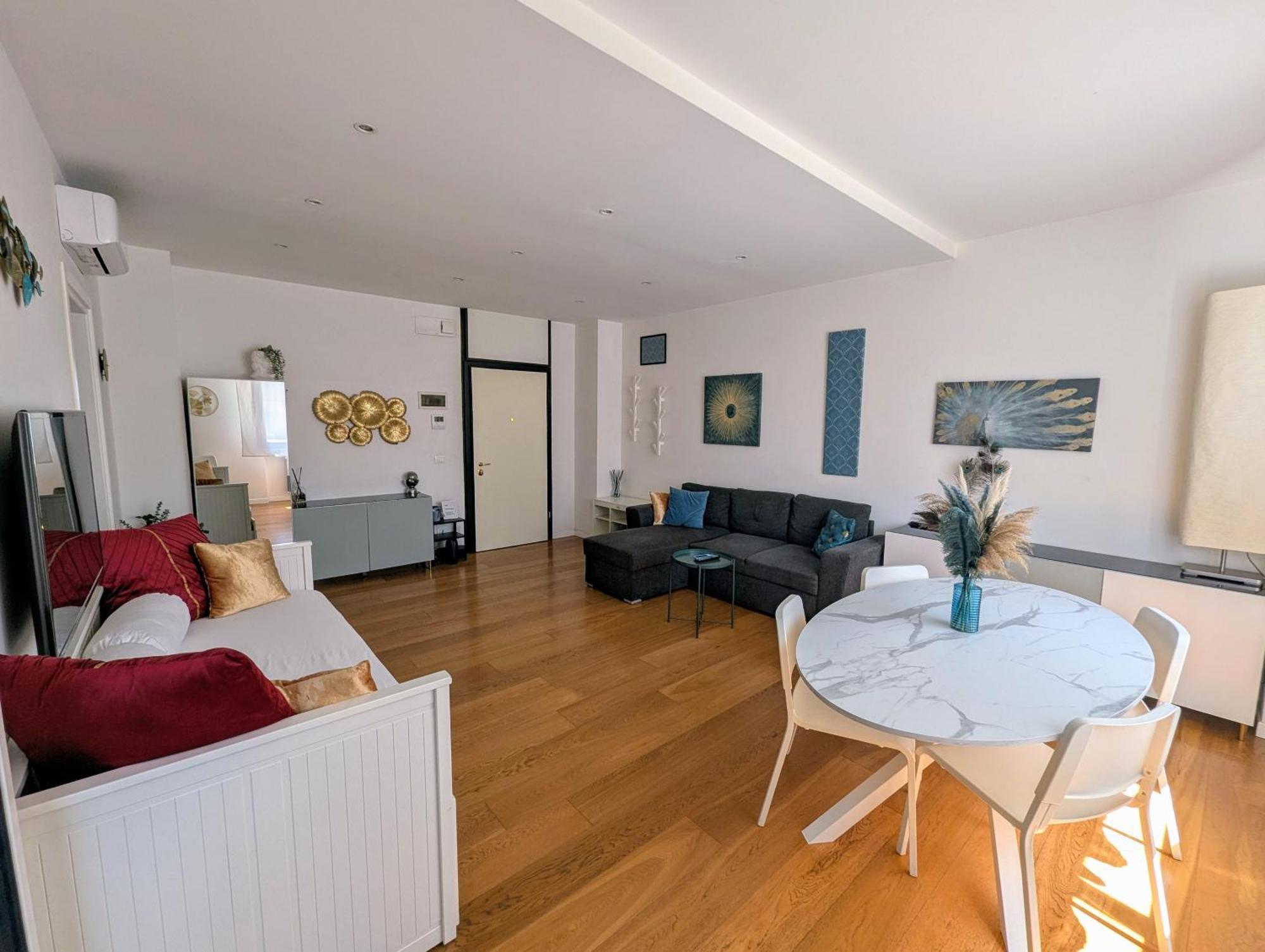 Convenient Family Apt With Private Parking Mestre Exterior foto
